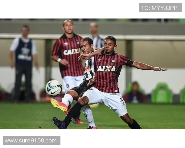 2017年科里蒂巴与米内罗激战回顾双方精彩表现与战术分析