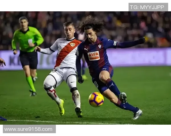 莱万特足球迎战塞维利亚争夺西甲宝贵积分的激烈对决