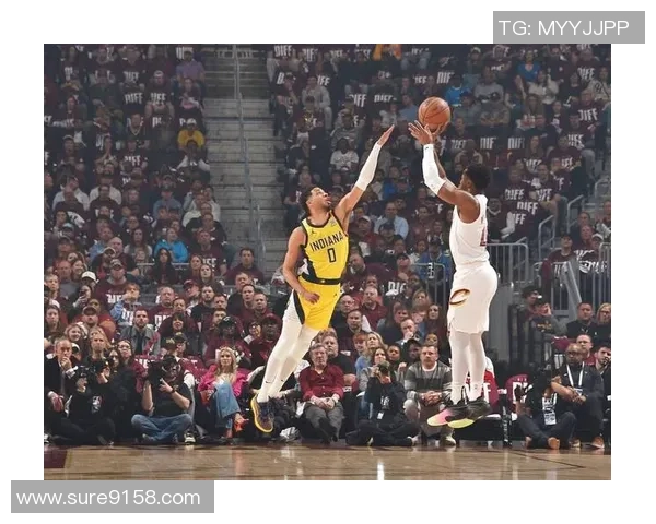 骑士逆转步行者创季后赛历史奇迹的精彩瞬间与背后故事